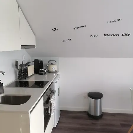 Porta 10 - Perfect For 2 With Small Terrace 阿威罗