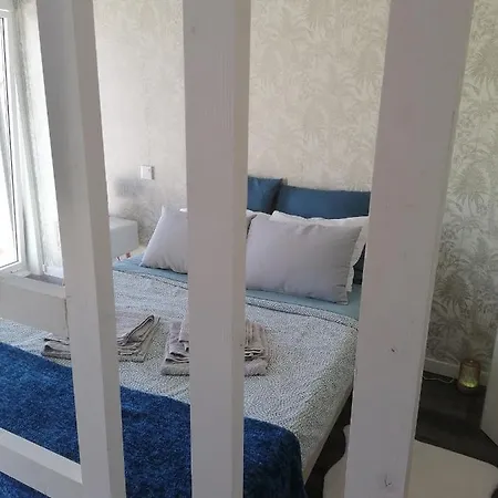 Porta 10 - Perfect For 2 With Small Terrace 阿威罗